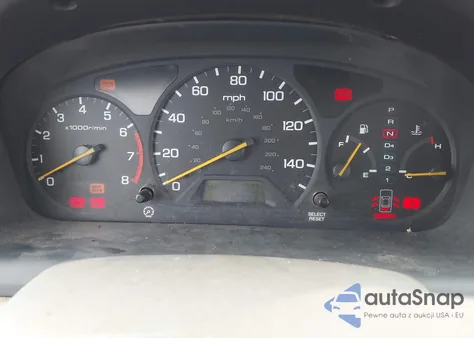 2002 Honda Accord 3.0 Ex z USA, uszkodzony, nr VIN 1HGCG16582A043873